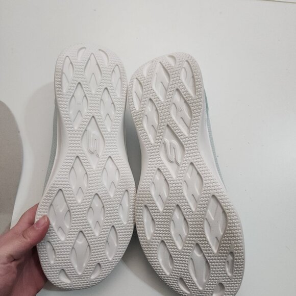 Skechers On-the-GO Flex Radiant Knit Skimmers in Mint Women's Size 10 Wide - Picture 6 of 15